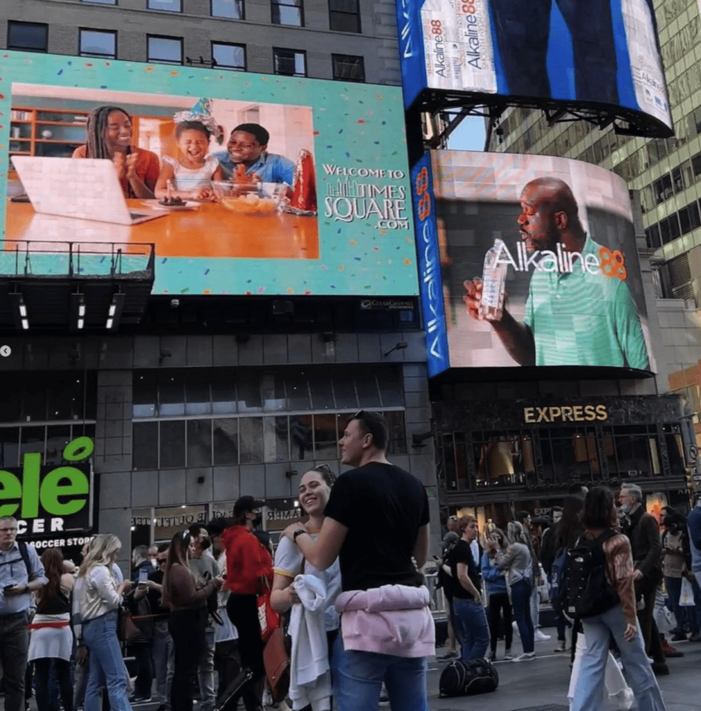 What is the largest billboard in New York? 
